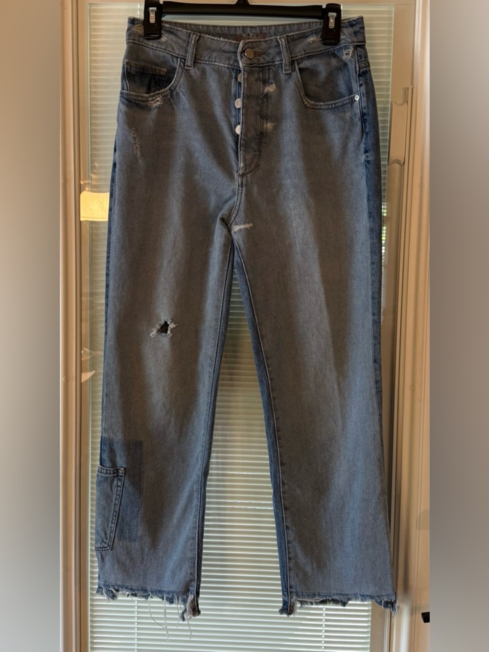 DL1961 Jerry High Rise Vintage Straight Jeans 
Size 27 Mixed Color Panels